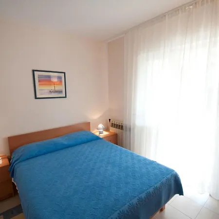 Alba - Three Bedroom Apartment *