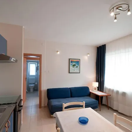 Alba - Three Bedroom アパート *